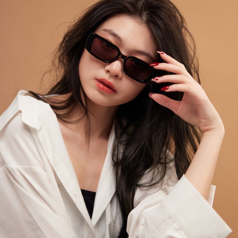 时尚必备Y2K墨镜 │ Saturday - 玳瑁色 - 眼镜/眼镜框 - 环保材料 