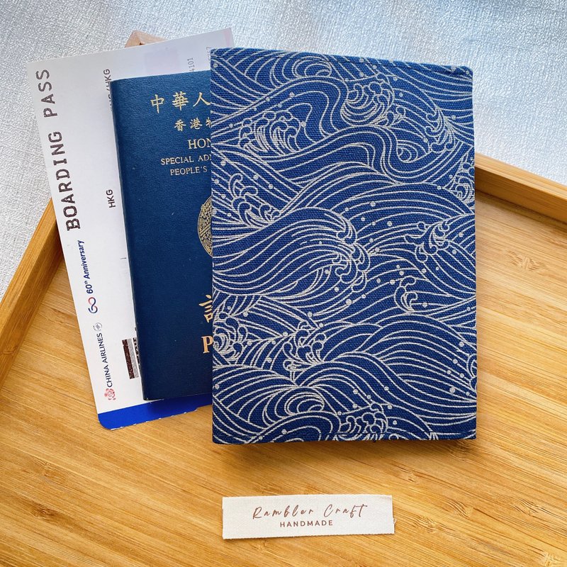 护照套 Passport Holder 护照夹 护照收纳 海浪纹款 - 护照夹/护照套 - 棉．麻 