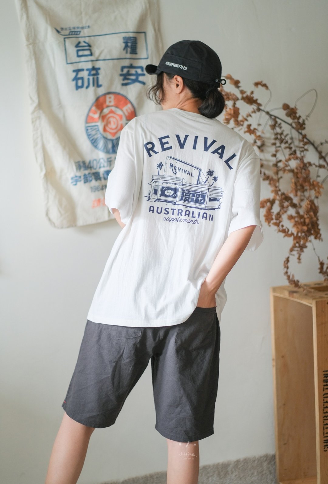 REVIVAL文艺复兴Tee - 2色-文艺白 - 女装 T 恤 - 棉 白色