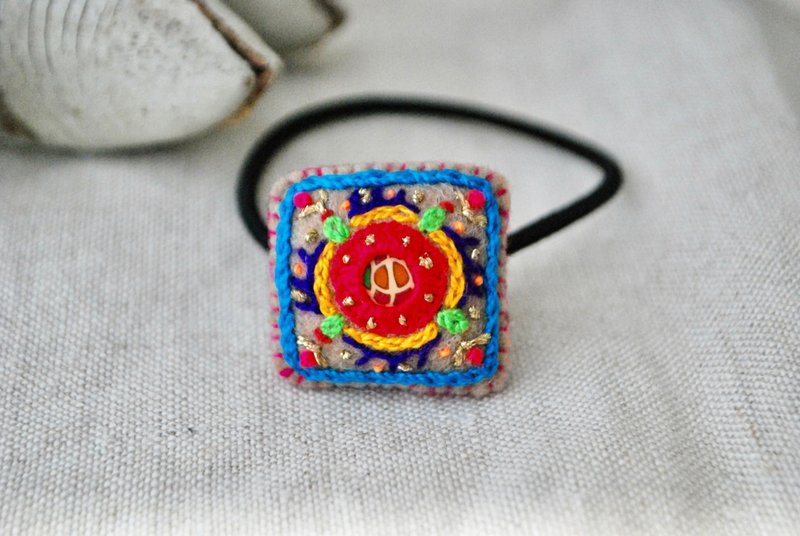 小型刺绣发圈圆形 萤光色 缤纷 - 发饰 - 绣线 多色