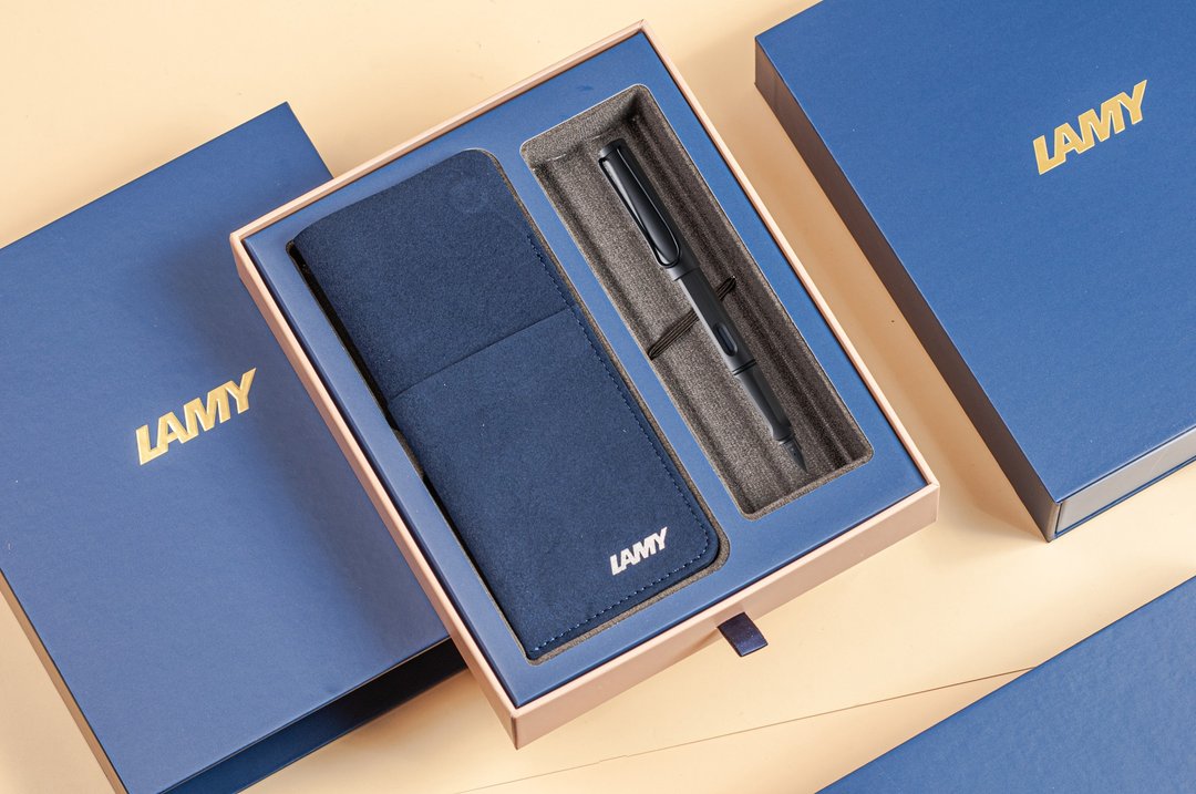 【雷雕刻字】LAMY 钢笔 磁吸笔套礼盒  / SAFARI / F 尖钢笔 彩选 - 钢笔 - 塑料 多色