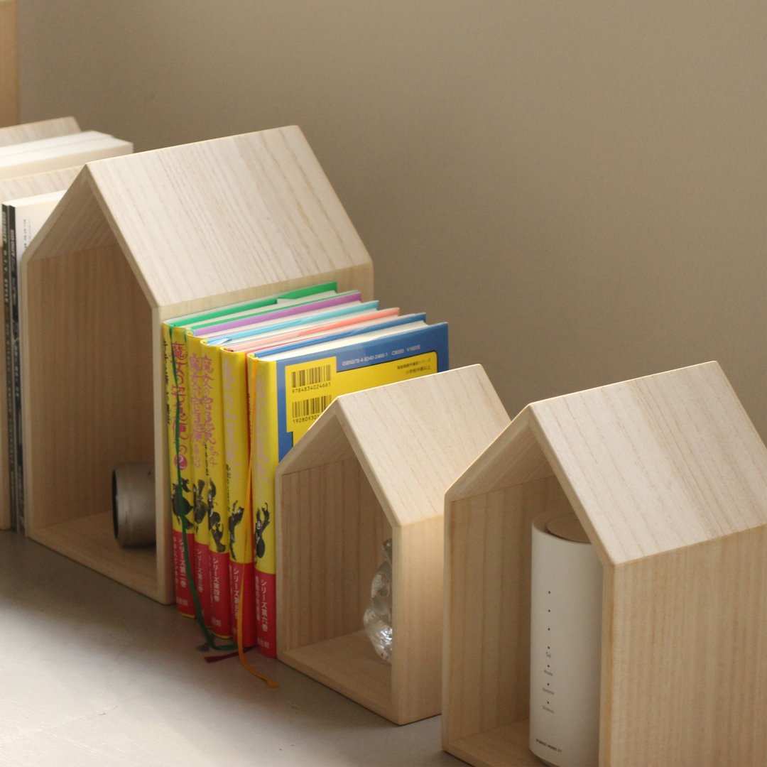 Paulownia Bookends / Book House NEST mini - 书架/书挡 - 木头 咖啡色