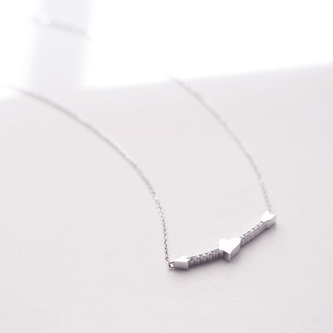 Heart arrow Silver necklace - 项链 - 其他金属 银色