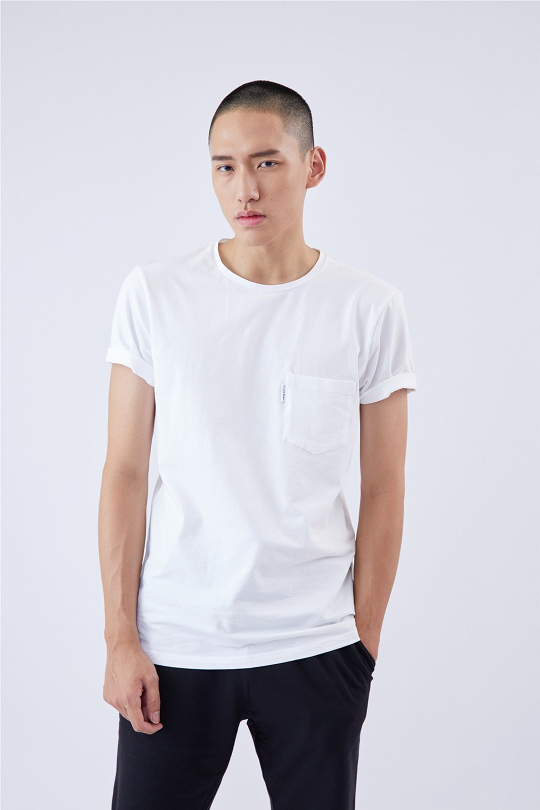 Bread and Boxers 台湾限定款 Crew-Neck 有机棉男用圆领口袋Tee - 男装上衣/T 恤 - 棉 白色