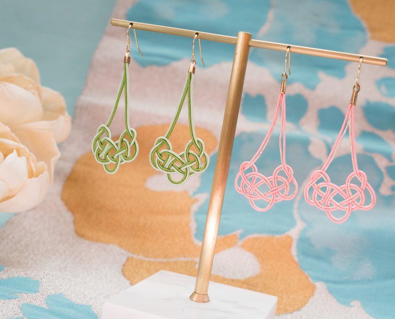 优雅复古曲线Mizuhiki耳环/耳夹│薄荷/吹樱二式 - 耳环/耳夹 - 丝．绢 多色