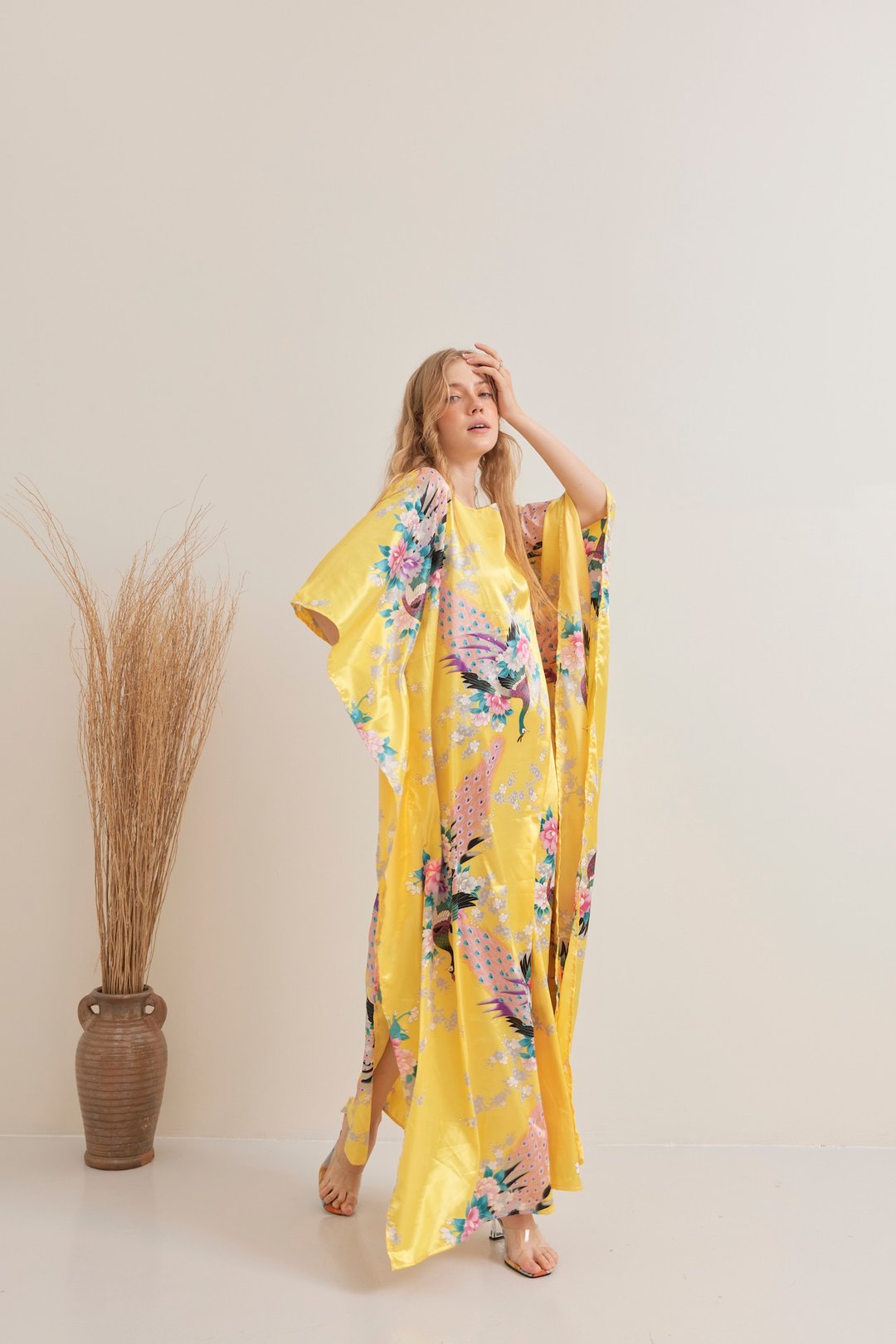 Yellow Chinese Floral Silk Caftan Dress, Kaftan for Woman, Summer Dress - 洋装/连衣裙 - 丝．绢 黄色