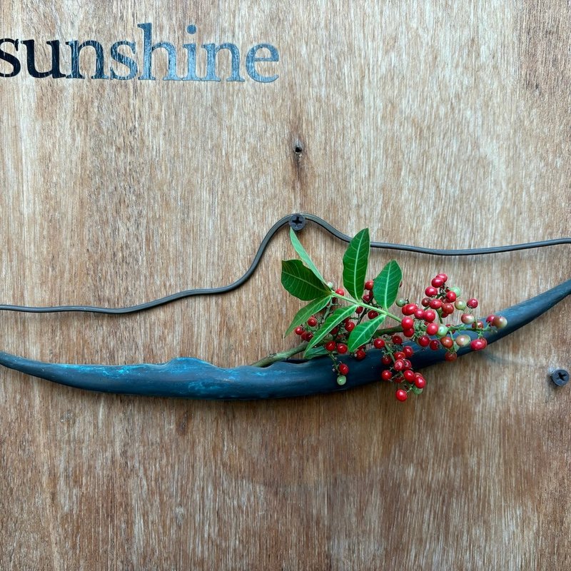 红铜壁挂花器/悠悠山峦C款单品,金工工艺师林静媚老师创作单品 - 墙贴/壁贴 - 铜/黄铜 