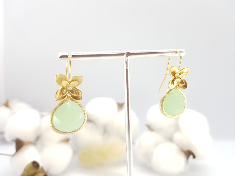 手工制作水滴幸福哑光银金​​花钩耳环 - 耳环/耳夹 - 水晶 绿色