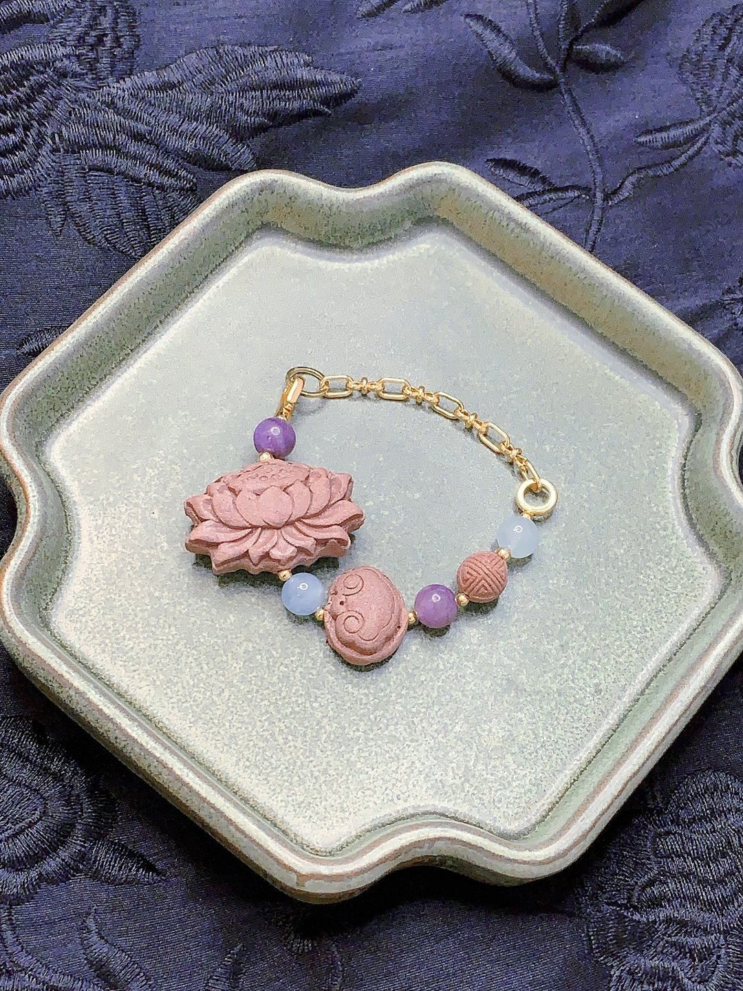 东方芯韵|碧玺能量香珠|热恋玫瑰香方|双面莲花+宝宝锁开运手链 - 手链/手环 - 植物．花 