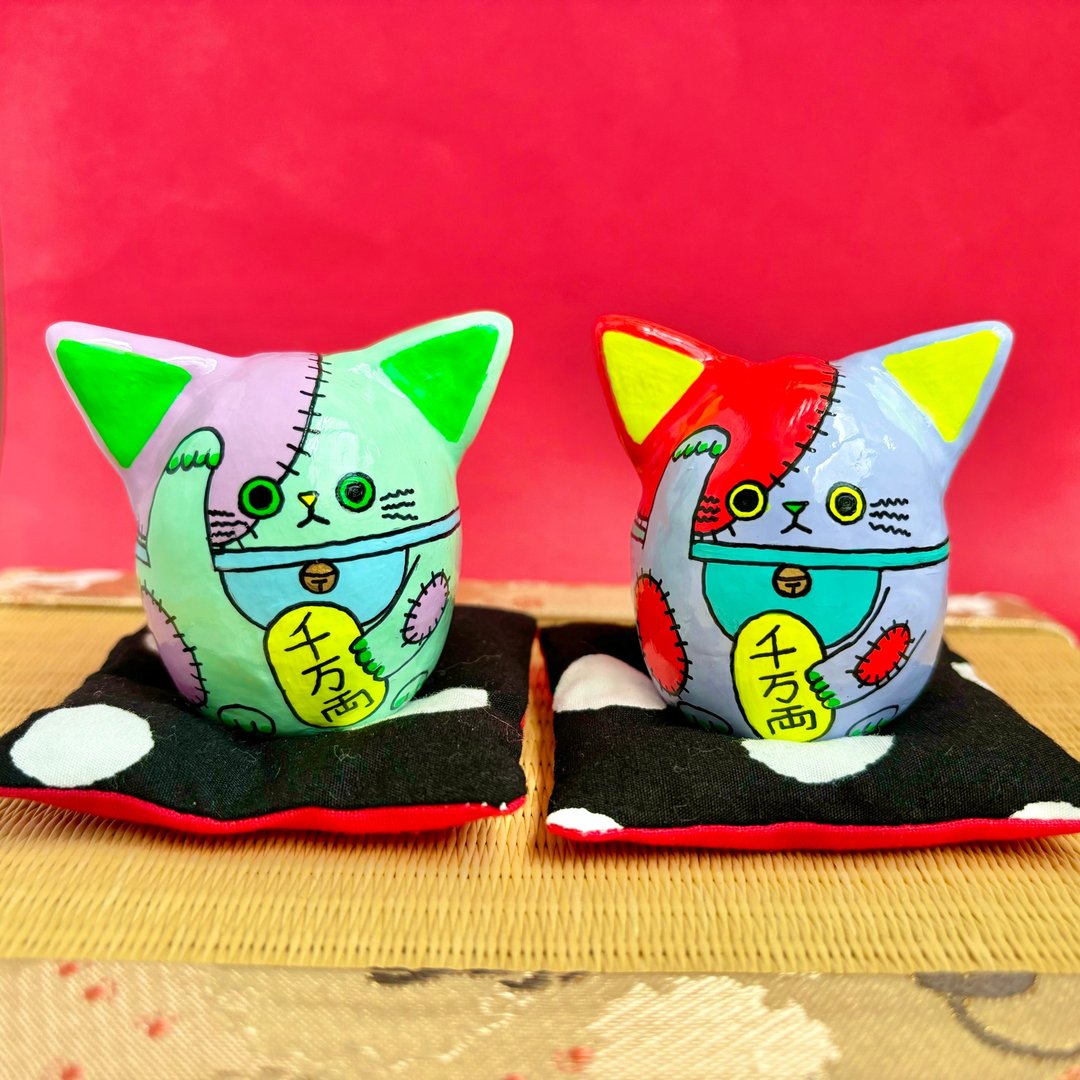 僵尸招财猫　它在左边。【大】 - 摆饰 - 粘土 绿色