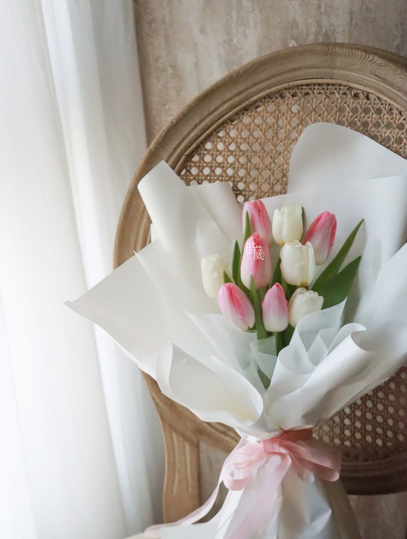 心动限定 粉白郁金香 鲜花花束/限台中地区 - 干燥花/捧花 - 植物．花 粉红色