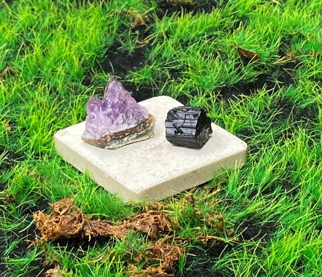 能量摆饰-天然原矿可爱紫晶簇 黑碧玺套组 招财保平安 快速出货 - 摆饰 - 水晶 多色