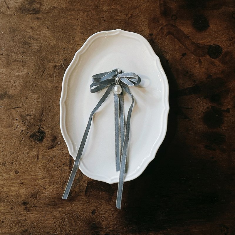 缎带蝴蝶结耳饰 - 香榭蓝调 - 耳环/耳夹 - 其他材质 蓝色