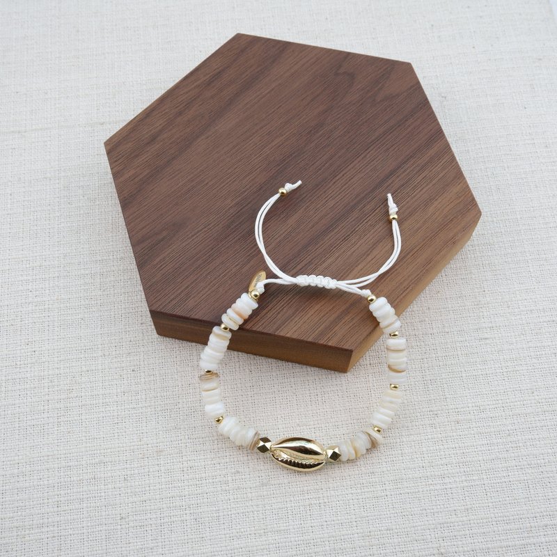 Chip shell and Sea shell Bracelet - 手链/手环 - 贝壳 白色