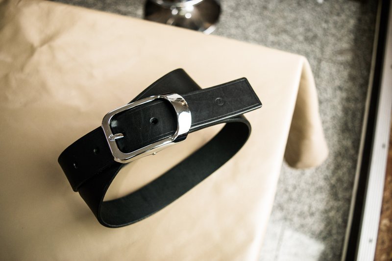 Leather belt 意大利植鞣革手工皮带 黑色绅士腰带 男女适用 - 皮带/腰带 - 真皮 黑色