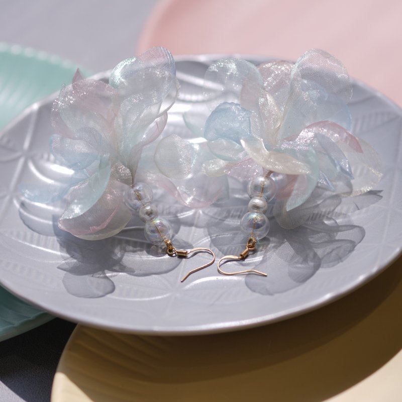 Jellyfish 水母轻透柔软有型大花耳环 - 耳环/耳夹 - 其他材质 多色