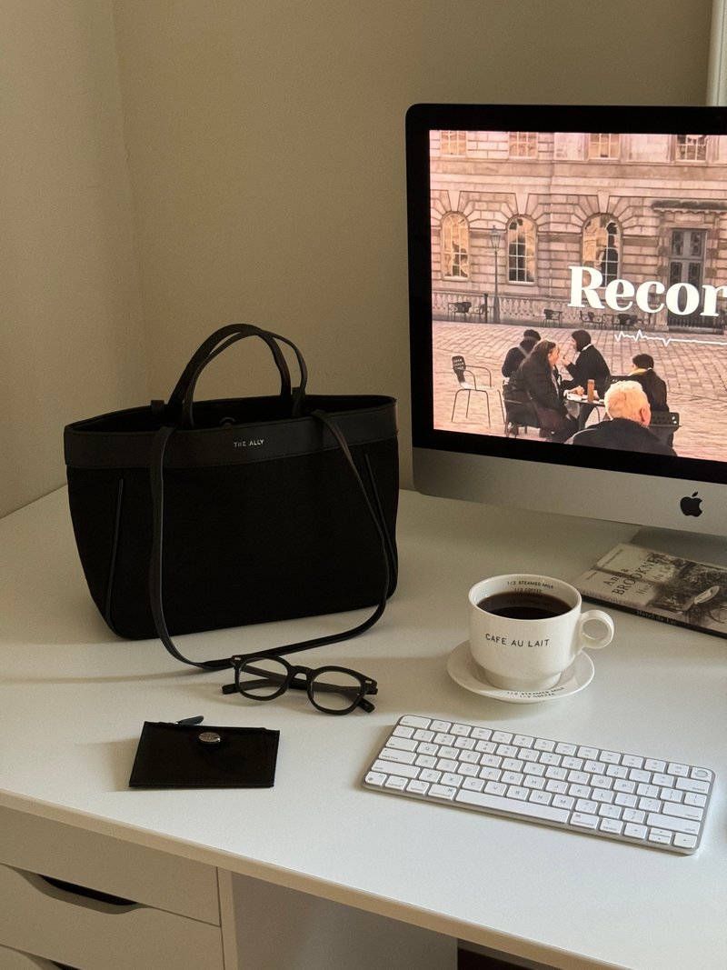 韩国 The Ally | Monica bag 모니카백 | 韩系帆布包 - 侧背包/斜挎包 - 人造皮革 卡其色