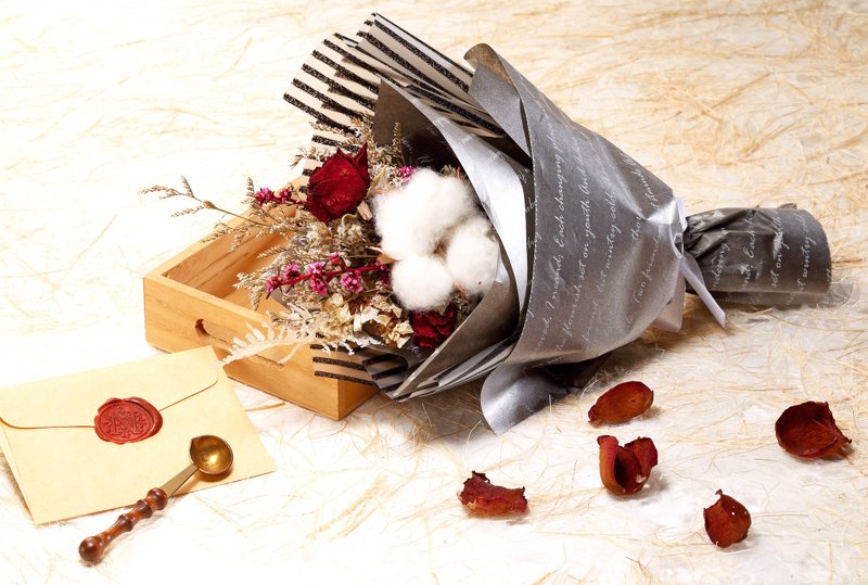 魔鬼中的天使 干燥花 干燥花束 毕业花束 - 干燥花/捧花 - 植物．花 黑色