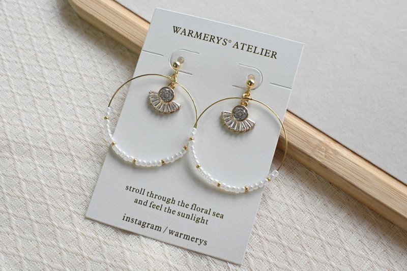 dancing dress earrings • 耳环 • 可转耳夹 闺蜜姊妹 圣诞礼物 - 耳环/耳夹 - 其他材质 白色