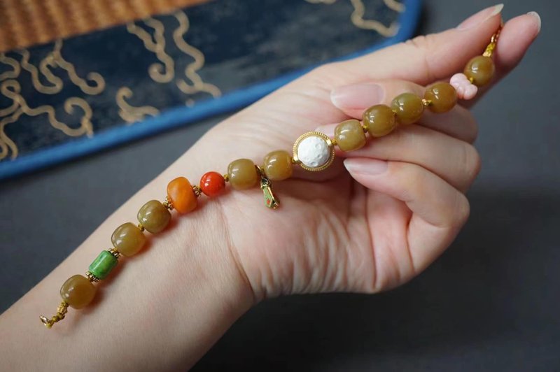 和田 糖玉 凝串 - 手链/手环 - 宝石 