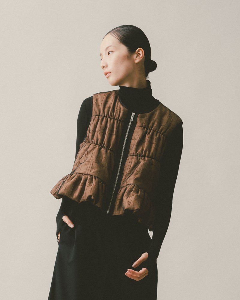 UUIN_金格铺棉背心 - 女装背心 - 其他材质 金色