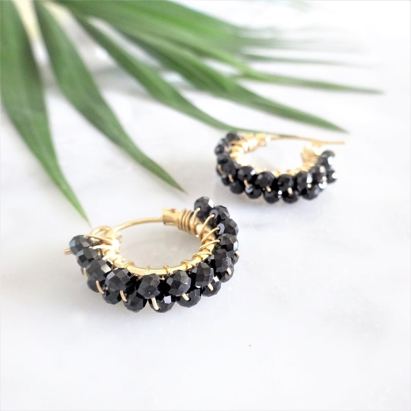 14kgf Black Spinel wrapped hoop pierced earring / earring - 耳环/耳夹 - 宝石 黑色