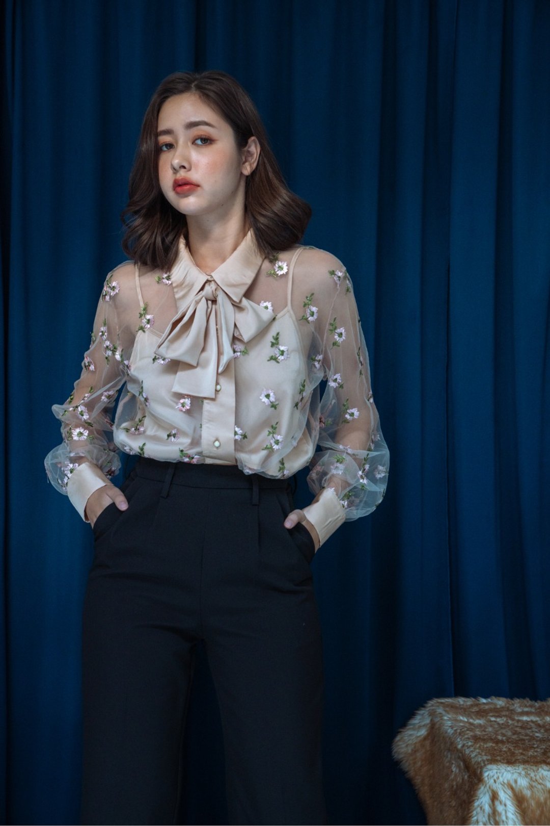 Dream retro blouse (pink floral) - 女装上衣 - 聚酯纤维 卡其色