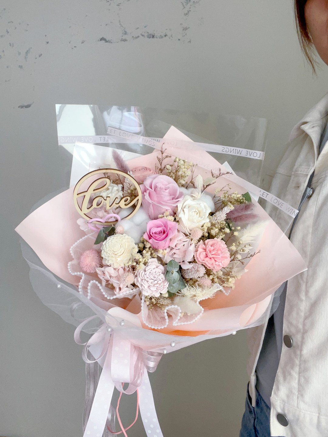 【520花束】永生粉玫瑰捧花型花束 求婚花束 告白花束 附提袋 - 干燥花/捧花 - 植物．花 粉红色