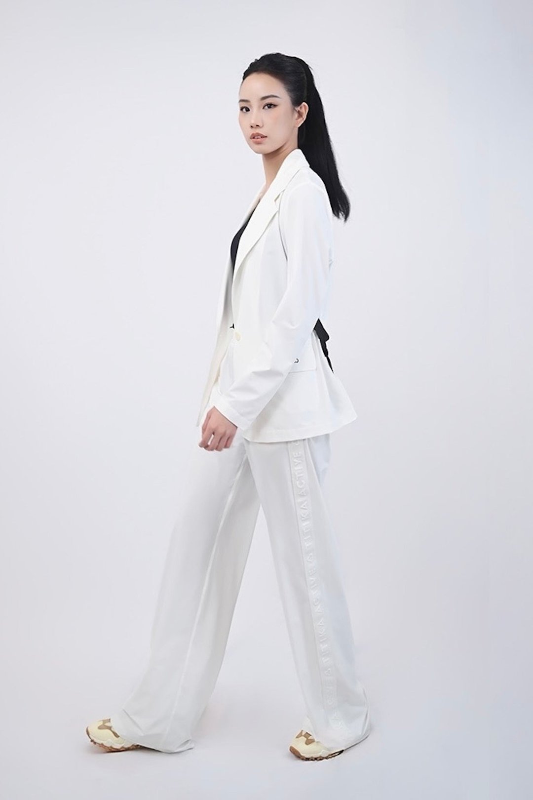 Chic Motion Pants - 女装长裤 - 其他材质 