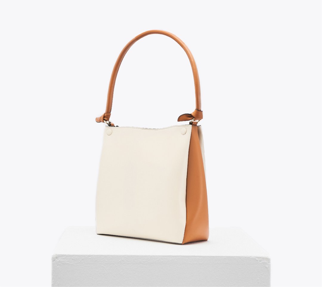 Mini Two-Tone Tote 素皮革 手提包 侧背包 斜背包 米白色x浅棕色 - 手提包/手提袋 - 人造皮革 白色