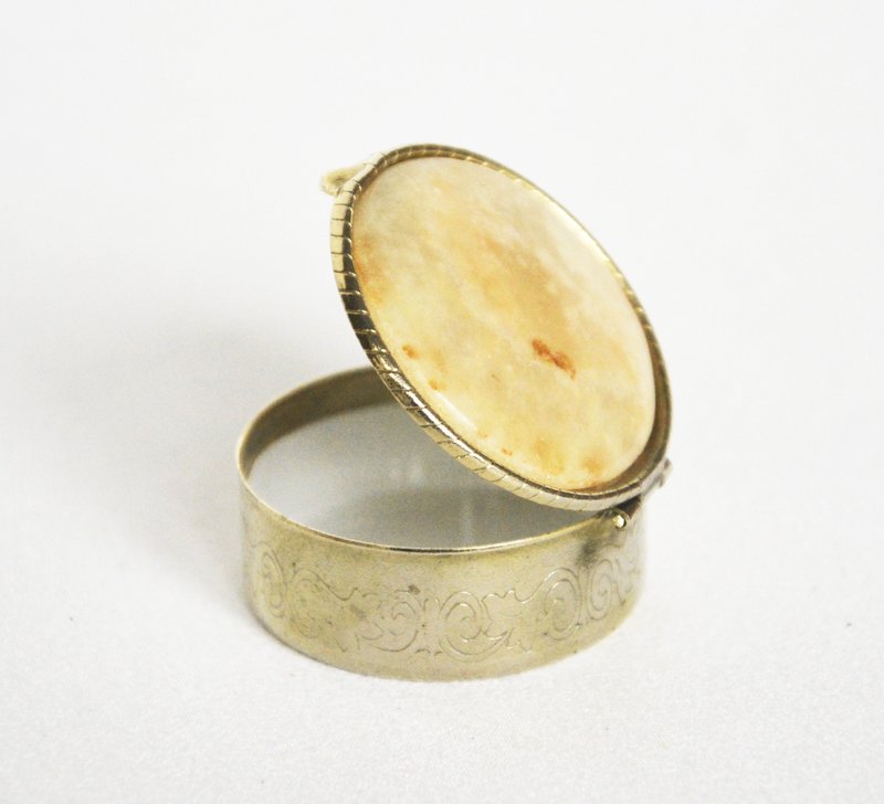 早期德国旧货 古董玉石小药盒/饰品装饰盒 - 摆饰 - 其他金属 金色