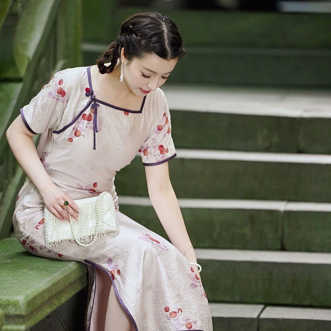 天絲錦旗袍連衣裙 / 古法方領新中式長裙 / 中國風少女女裝 - 旗袍 - 丝．绢 粉红色