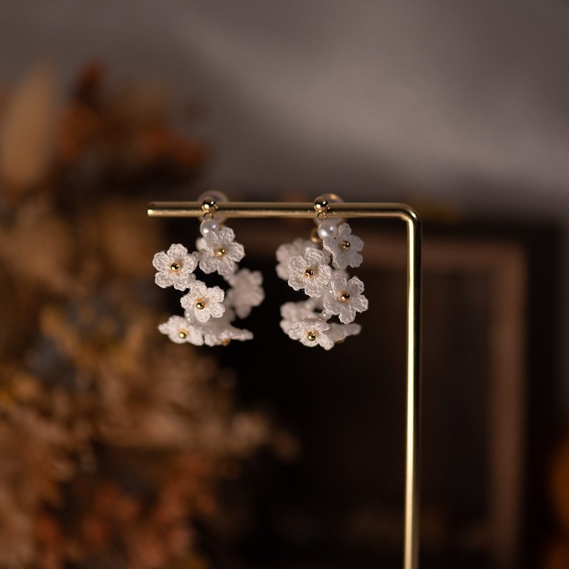 【恋花瀑布】 耳环 微钩 针织 花 耳饰 耳夹 手作 耳针 - 耳环/耳夹 - 绣线 多色