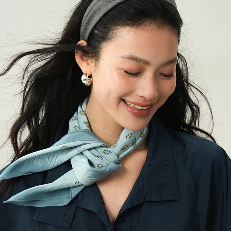 復古流金拾光系列真絲巾 / 菱形方巾米杏藍多款可選 / 百搭氣質款 - 丝巾 - 丝．绢 多色