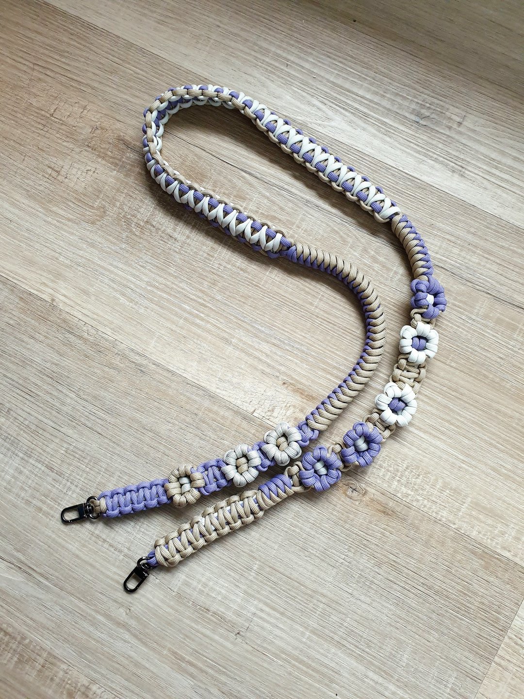 Faith Handmade | 伞绳手机背带 伞绳背带 小花 手机背带 挂绳 - 挂绳/吊绳 - 其他人造纤维 