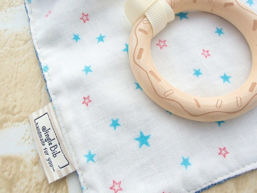 Baby Teething Blanket, Rattle  Wooden Toy, Japanese Cotton, Small Blue Stars - 玩具/玩偶 - 木头 蓝色