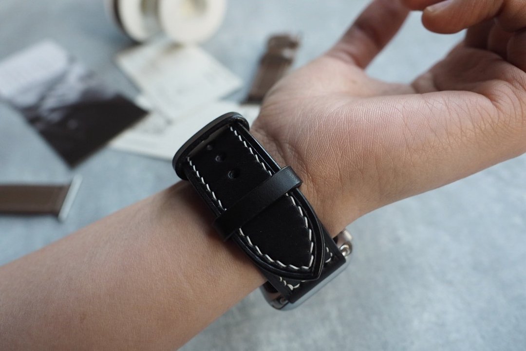 黑色苹果Applewatch表带Ultra表带 手工牛皮刻字礼物 订制颜色 - 表带 - 真皮 黑色