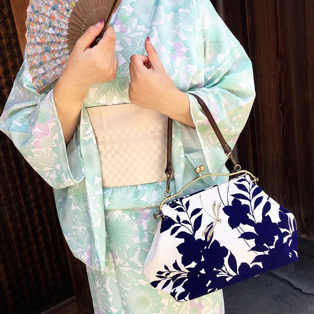 横长便当包 橘梗蜻蜓 藏青色 【日本制】侧背包 Frame Bag - 手提包/手提袋 - 棉 蓝色
