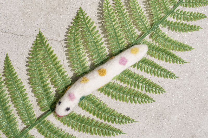 圣诞礼物手工编织胸针/别针/羊毛毡别针/羊毛毡胸针-小蛇动物胸针 - 胸针 - 羊毛 多色