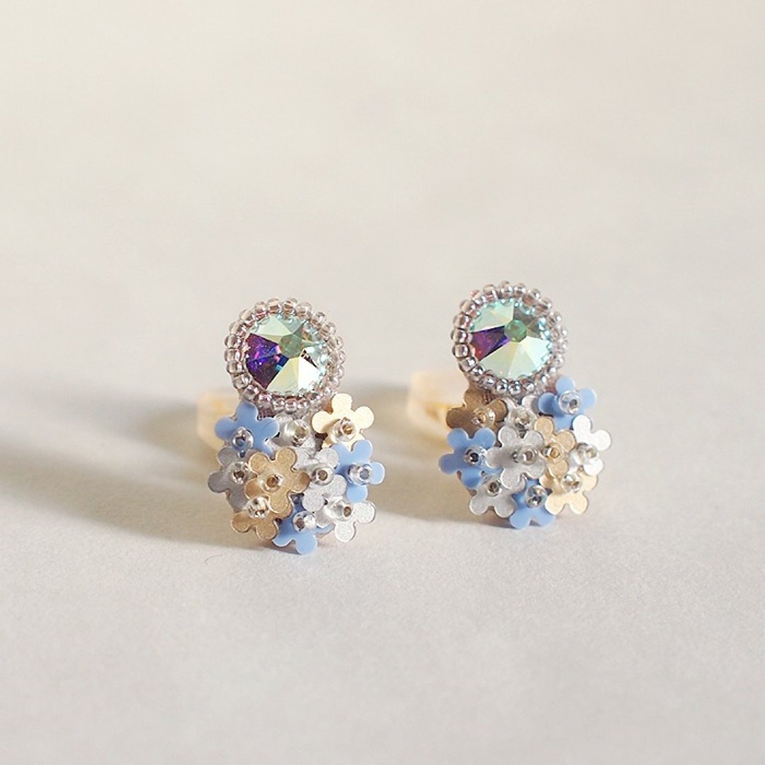 Earrings bijoux&amp;bouquet blue - 耳环/耳夹 - 玻璃 蓝色