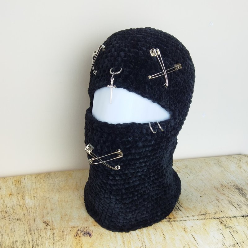 哥特式巴拉克拉法帽。 哥特式滑雪面具。 朋克巴拉克拉法帽黑色 - 帽子 - 其他材质 黑色