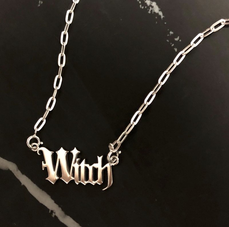 WITCH Typo Necklace - 项链 - 铜/黄铜 银色
