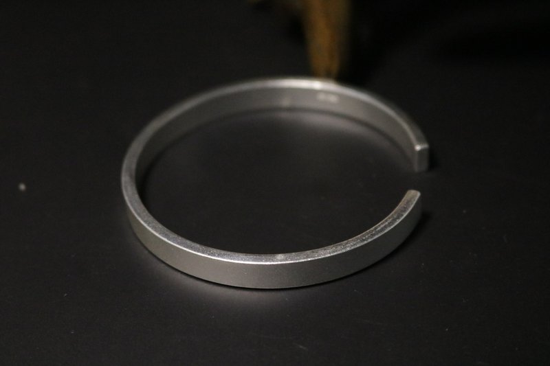 纯银手镯步步生莲c字手镯支持免费刻字礼盒装 - 手链/手环 - 纯银 银色