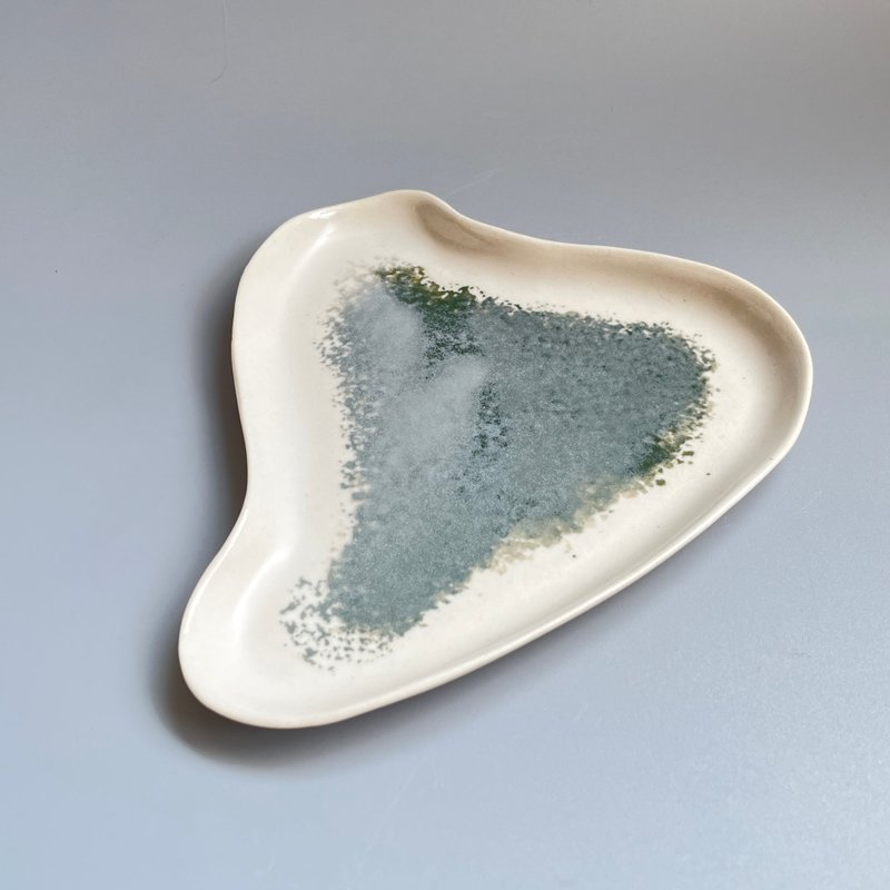 @studio_florero 湖泊 浅盘 点心盘 饰品盘 - 摆饰 - 陶 绿色