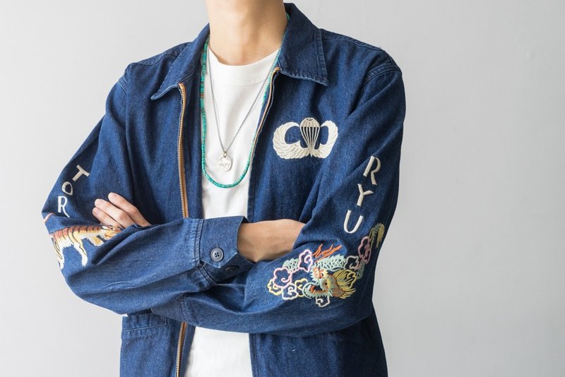 日系搭配 美式复古富士山刺绣牛仔横须贺夹克外套 denim jacket - 男装外套 - 棉．麻 蓝色