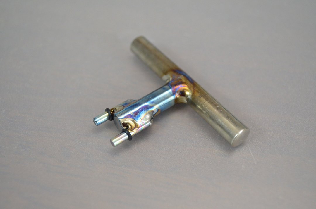 钛合金底部板手 = Marushin CO2 瓦斯枪专用工具・FN5-7・A - 钥匙链/钥匙包 - 其他金属 多色