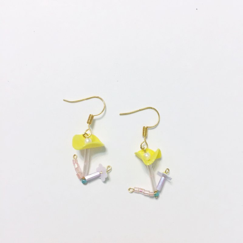 蜷黄花夹式/针式耳环 - 耳环/耳夹 - 其他材质 