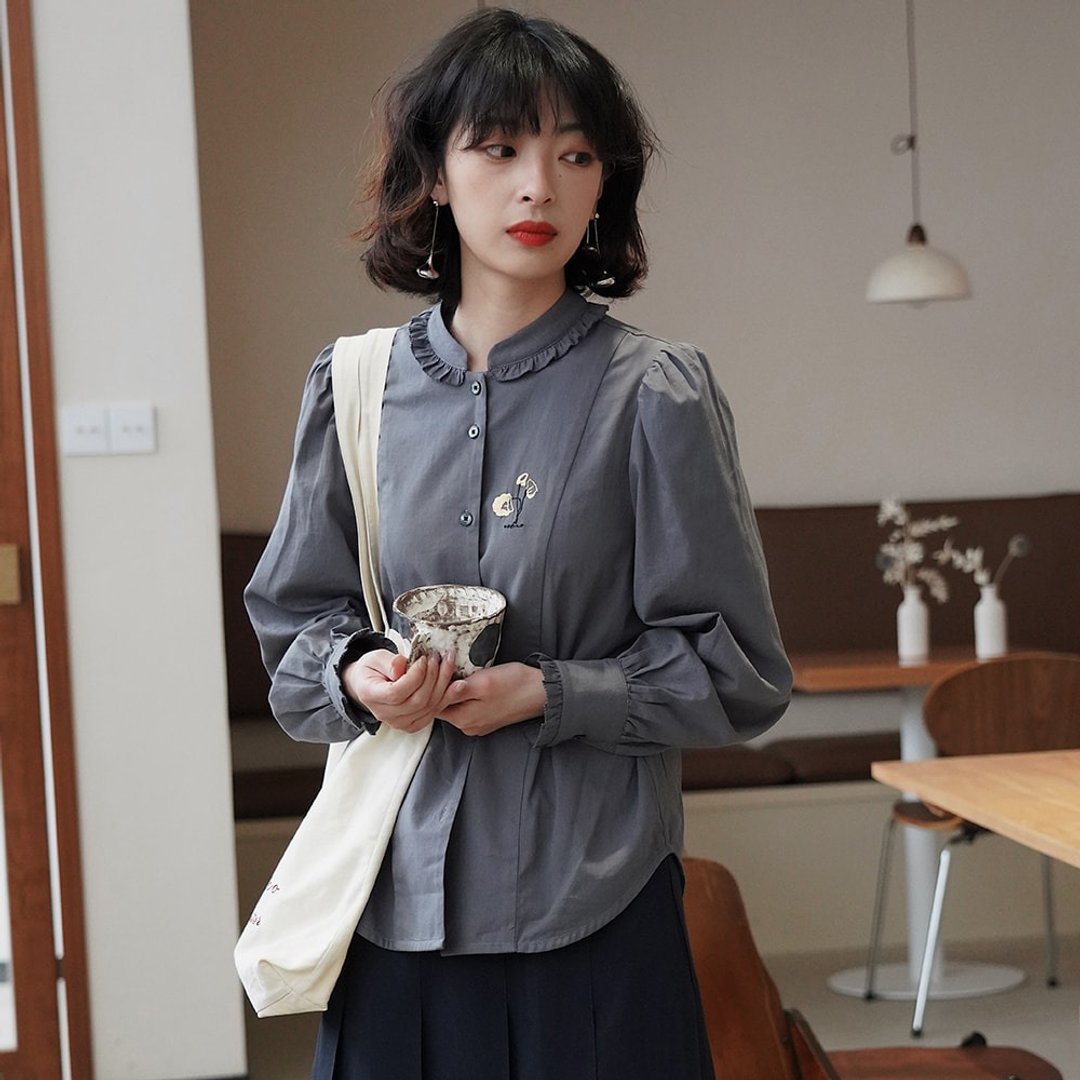 灰蓝色公主袖绣花上衣|衬衫|春款|棉|Sora-698 - 女装衬衫 - 棉 灰色