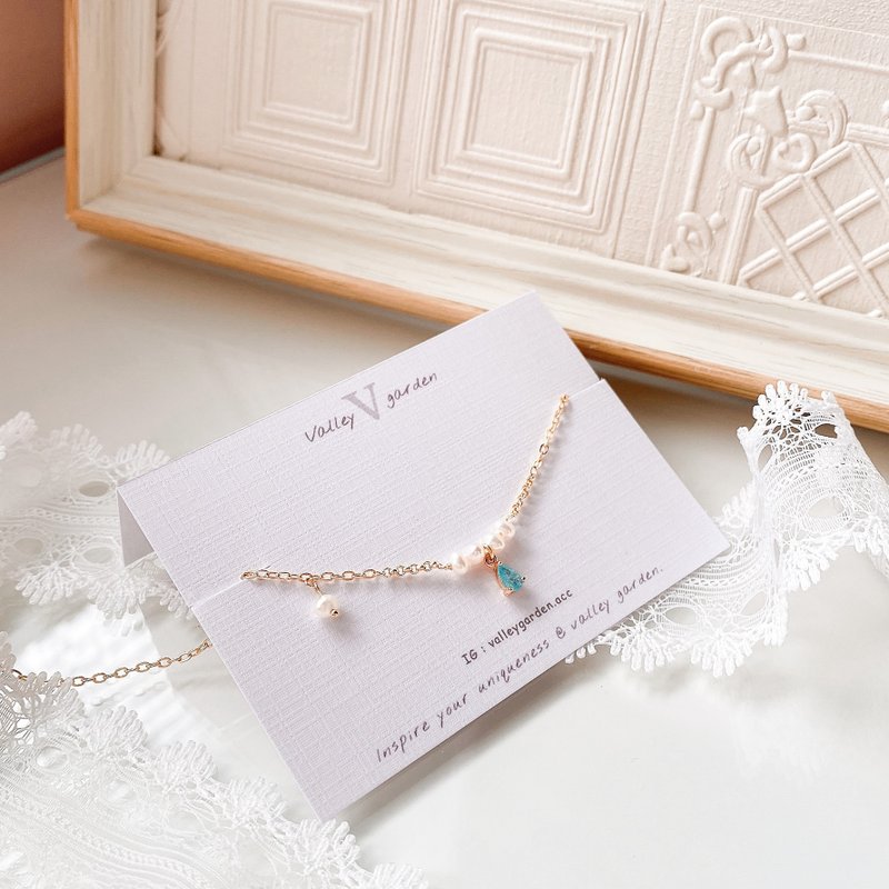 | 人鱼的眼泪 手链 | 14K注金干燥花耳环 /可夹 - 耳环/耳夹 - 铜/黄铜 蓝色