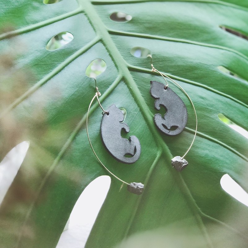 小猫耳环 意大利头层擦蜡皮x天然黄铁矿石耳环 - 耳环/耳夹 - 真皮 绿色